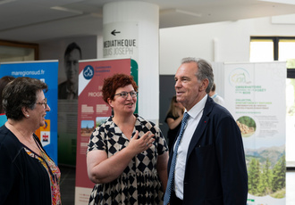 SUD091656-congres communes forestieres-Region Sud - Claude ALMODOVAR BD