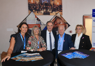 SUD083242-convention maires-Region Sud - Guillaume HORCAJUELO BD