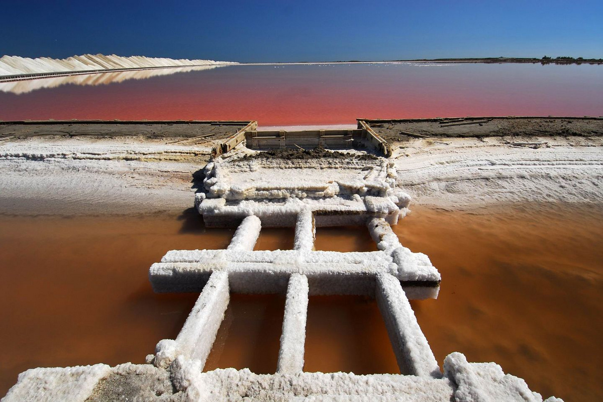 Salins de Giraud en camargue 