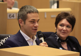 SUD086369-Lancement parlement jeux 2030-Region Sud - Guillaume HORCAJUELO BD