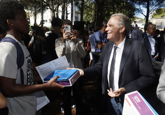 SUD095023-rentree scolaire marseilleveyre-Region Sud - Guillaume HORCAJUELO BD