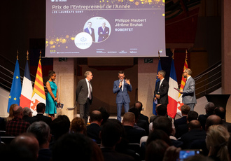 SUD095586-prix entrepreneur EY-Region Sud - Claude ALMODOVAR BD