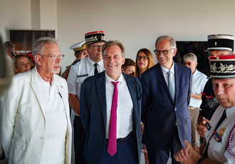 SUD081993-inauguration pelicandrome Hyeres-Region Sud - Pierre-Emmanuel TRIGO BD