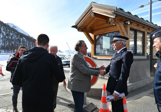 SUD079115-police frontiere montgenevre-Region Sud - Regis CINTAS-FLORES BD