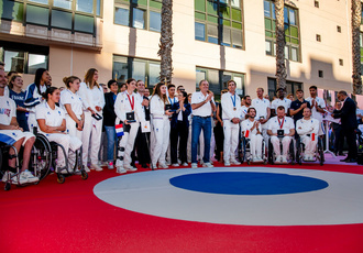 SUD082896-ceremonie champions Sud JO-Region Sud - Claude ALMODOVAR BD