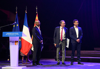 SUD081857-remise diplome pro sante-Region Sud - Regis CINTAS-FLORES BD