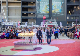 SUD080272-flamme olympique stade velodrome-Region Sud - Jean-Charles VERCHERE BD