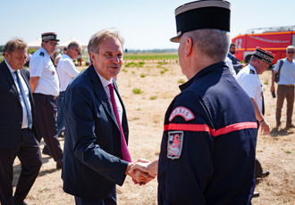 SUD081972-inauguration pelicandrome Hyeres-Region Sud - Pierre-Emmanuel TRIGO BD