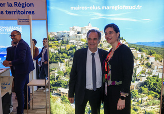SUD083265-convention maires-Region Sud - Guillaume HORCAJUELO BD