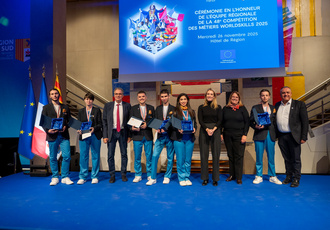 SUD098983-ceremonie medailles Worldskills-Region Sud - Regis CINTAS-FLORES BD