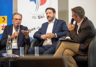 SUD092675-Congres federation francaise ski-Region Sud - Yann BOUVIER BD