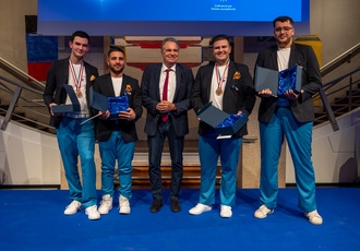 SUD098952-ceremonie medailles Worldskills-Region Sud - Regis CINTAS-FLORES BD