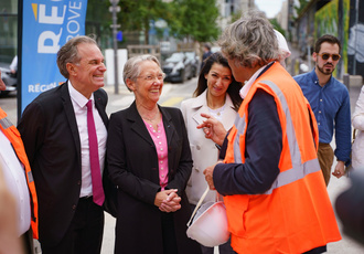 SUD080928-visite Cite scolaire internationale-Region Sud - Pierre-Emmanuel TRIGO BD