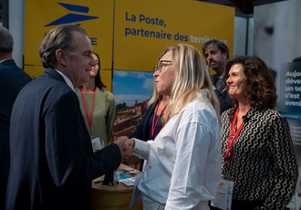SUD082960-Salon Maires Var-Region Sud - Claude ALMODOVAR BD