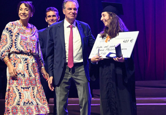 SUD081854-remise diplome pro sante-Region Sud - Regis CINTAS-FLORES BD