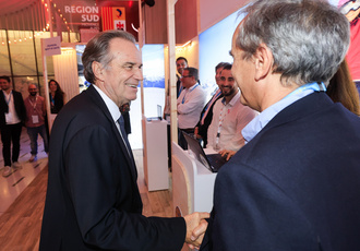 SUD083259-convention maires-Region Sud - Guillaume HORCAJUELO BD