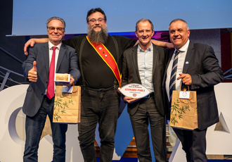 SUD099713-soiree excellence artisanale -Region Sud - Regis CINTAS-FLORES BD