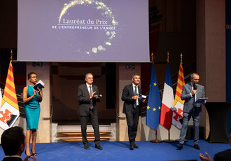 SUD095615-prix entrepreneur EY-Region Sud - Claude ALMODOVAR BD