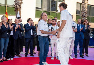 SUD082825-ceremonie champions Sud JO-Region Sud - Claude ALMODOVAR BD