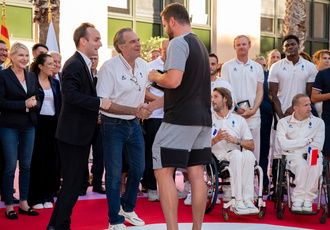 SUD082850-ceremonie champions Sud JO-Region Sud - Claude ALMODOVAR BD