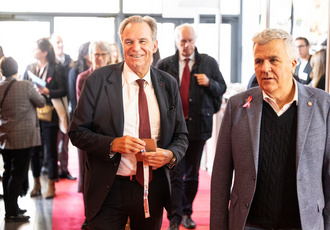 SUD096041-congres maires hautes alpes-Region Sud - Florent GARDIN BD