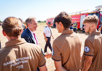 SUD081970-inauguration pelicandrome Hyeres-Region Sud - Pierre-Emmanuel TRIGO BD
