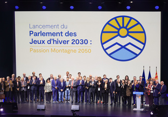 SUD083239-convention maires-Region Sud - Guillaume HORCAJUELO BD