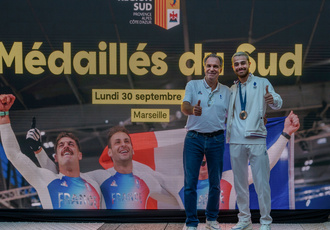 SUD082826-ceremonie champions Sud JO-Region Sud - Claude ALMODOVAR BD