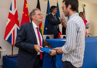 SUD082430-prerentree profs CSI-Region Sud - Claude ALMODOVAR BD