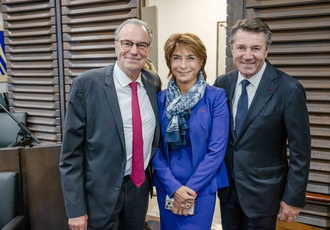 SUD095826-installation president CRC-Region Sud - Jean-Charles VERCHERE BD