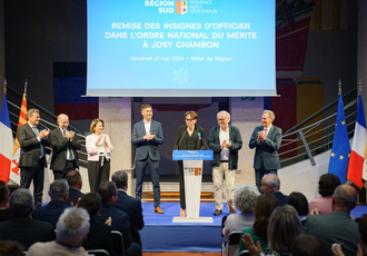 SUD080659-remise ordre national merite Josy Chambon-Region Sud - Pierre-Emmanuel TRIGO BD