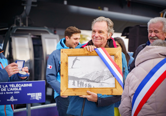 SUD078780-inauguration rocher aigle-Region Sud - Pierre-Emmanuel TRIGO BD