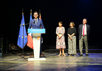 SUD081872-remise diplome pro sante-Region Sud - Regis CINTAS-FLORES BD