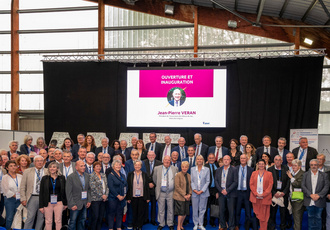 SUD082980-Salon Maires Var-Region Sud - Claude ALMODOVAR BD
