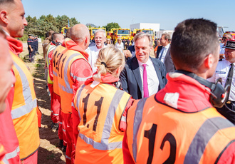SUD081969-inauguration pelicandrome Hyeres-Region Sud - Pierre-Emmanuel TRIGO BD