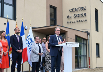 SUD081278-inauguration centre soin Forcalquier-Region Sud - Regis CINTAS-FLORES BD