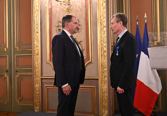 SUD078886-ordre merite president crif-Region Sud - Regis CINTAS-FLORES BD