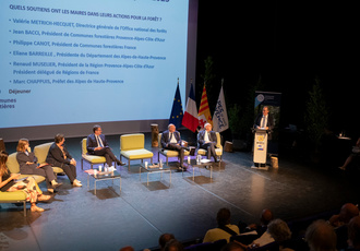 SUD091620-congres communes forestieres-Region Sud - Claude ALMODOVAR BD