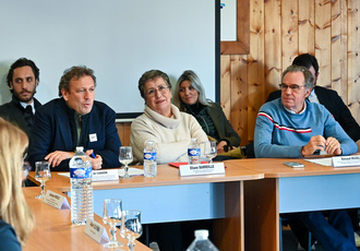 SUD078369-reunion maires-Region Sud - Regis CINTAS-FLORES BD