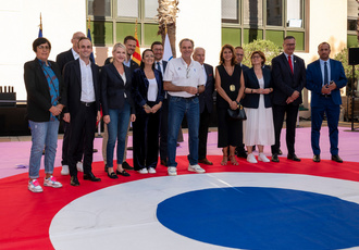 SUD082860-ceremonie champions Sud JO-Region Sud - Claude ALMODOVAR BD