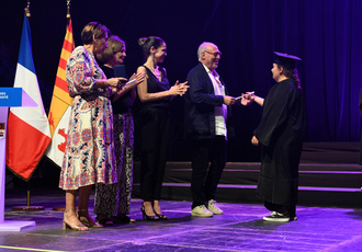 SUD081881-remise diplome pro sante-Region Sud - Regis CINTAS-FLORES BD