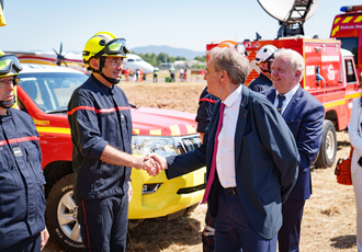 SUD081975-inauguration pelicandrome Hyeres-Region Sud - Pierre-Emmanuel TRIGO BD